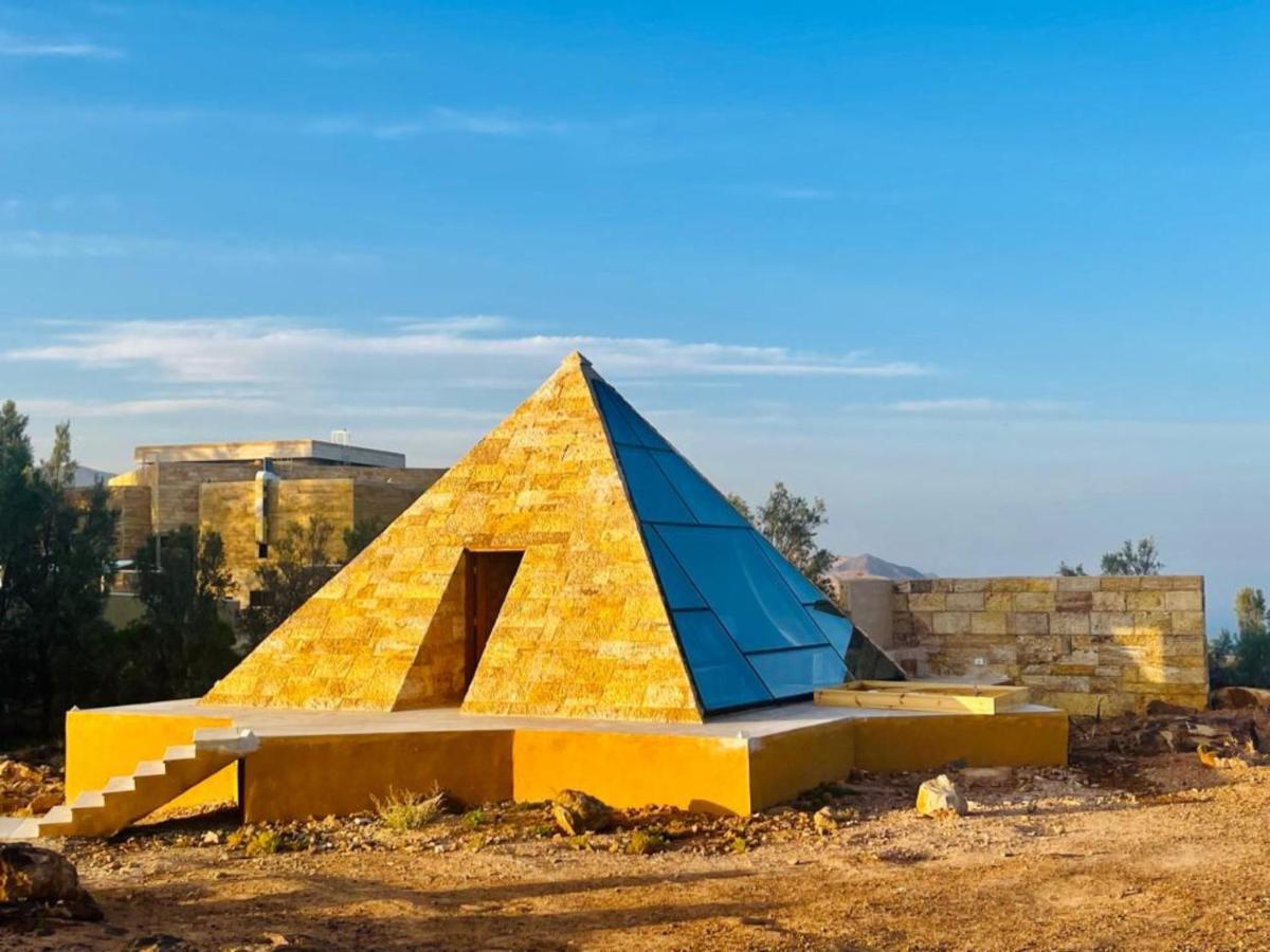 Deadsea Octagon Hotel Мадаба Екстериор снимка
